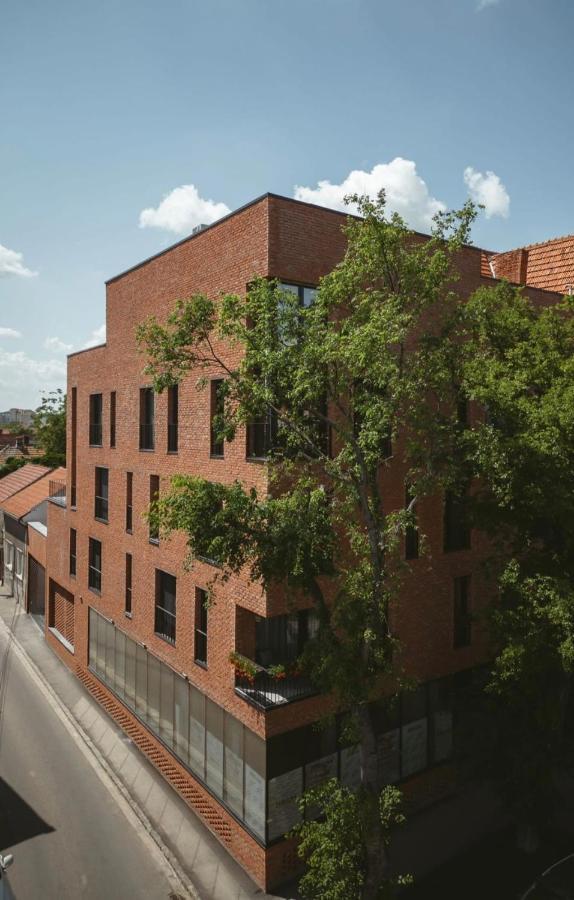 26Bricks Luxury Suites Oradea Luaran gambar